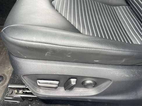 Used 2024 Toyota Camry SE FWD image 10