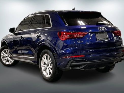 Certified 2025 Audi Q3 2.0T Premium image 12