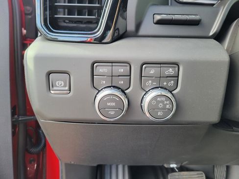 New 2026 GMC Sierra 1500 AT4 w/ AT4 Premium Package image 12