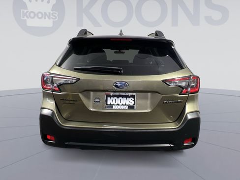 Used 2025 Subaru Outback Onyx Edition AWD/4WD image 10