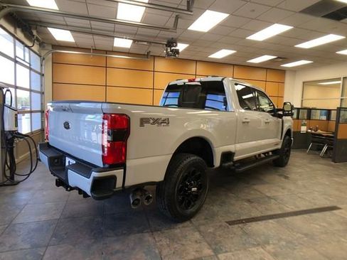 New 2026 Ford F350 Lariat w/ Black Appearance Package image 7