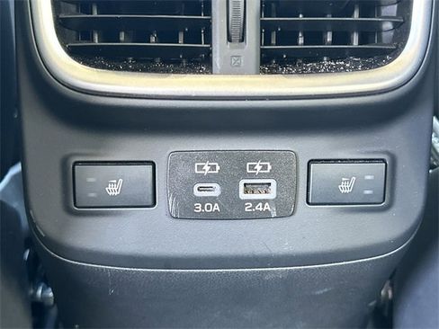 Used 2024 Subaru Outback Limited image 24