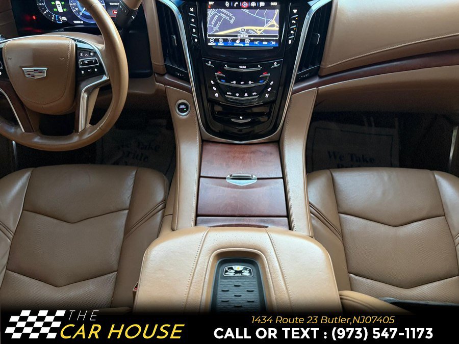 Used 2016 Cadillac Escalade Platinum AWD/4WD image 33