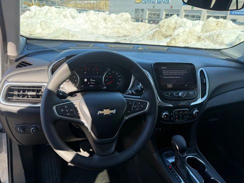 Used 2023 Chevrolet Equinox LT image 13