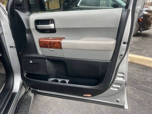 Used 2008 Toyota Sequoia Platinum image 54