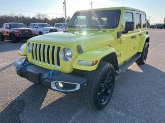 Used 2023 Jeep Wrangler Unlimited Sahara w/ Cold Weather Group video 1