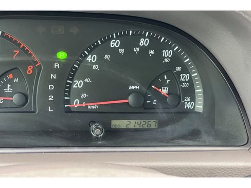 Used 2002 Toyota Camry LE image 23