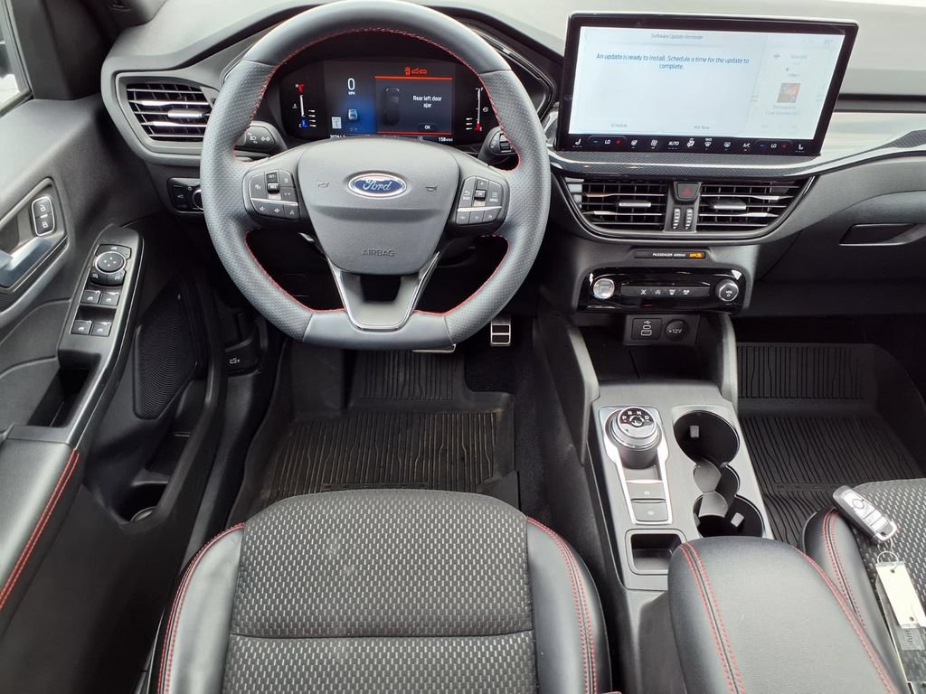 Used 2024 Ford Escape ST-Line w/ Tech Pack #1 AWD/4WD image 4