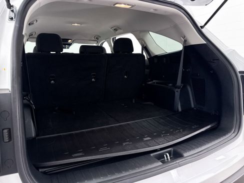 Certified 2024 Kia Sorento LX FWD image 31