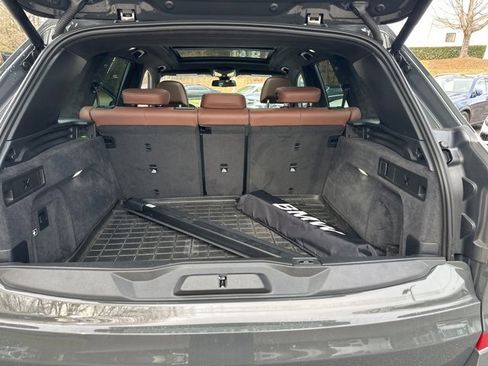 Used 2022 BMW X5 M50i w/ Executive Package image 15