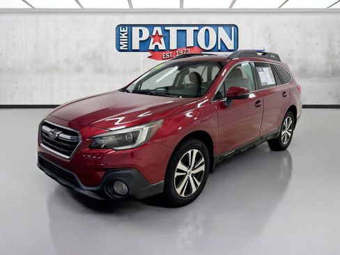 Used 2018 Subaru Outback 2.5i Limited AWD/4WD image 3