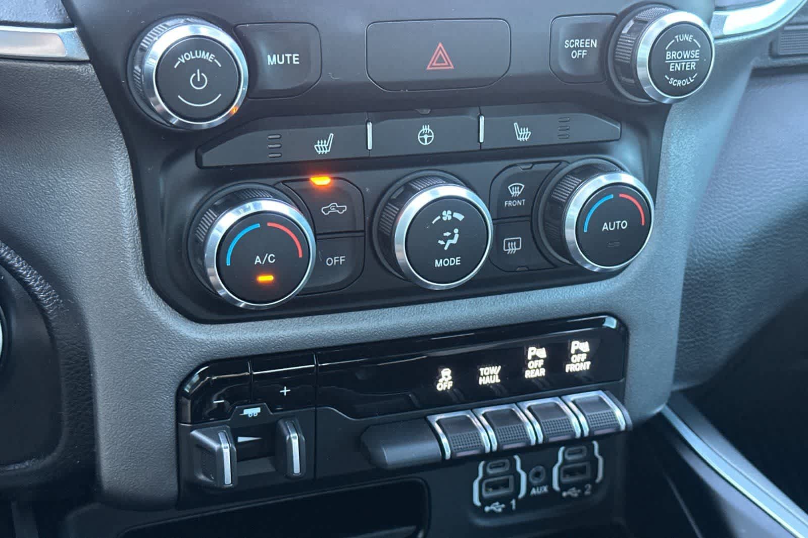 Used 2022 RAM 1500 Big Horn AWD/4WD image 21