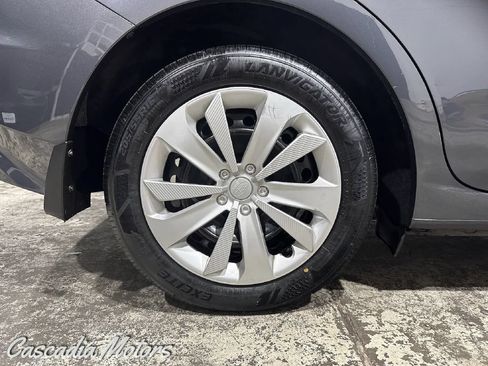 Used 2018 Subaru Impreza 2.0i AWD/4WD image 29