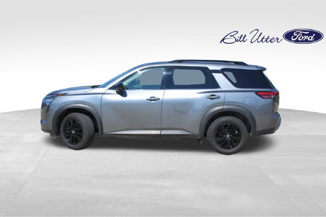 Used 2026 Nissan Pathfinder SL FWD image 8