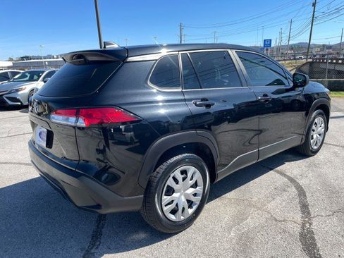 Used 2023 Toyota Corolla Cross L image 5