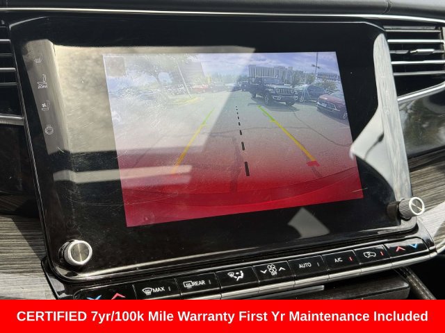Used 2022 Jeep Wagoneer Series III w/ Premium Group I AWD/4WD image 32