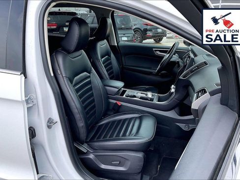 Used 2024 Ford Edge SEL AWD/4WD image 7
