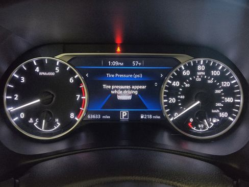 Used 2024 Nissan Sentra SV FWD image 23