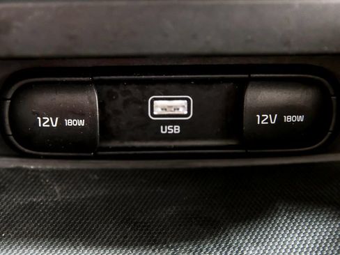 Used 2023 Kia Soul LX FWD image 22