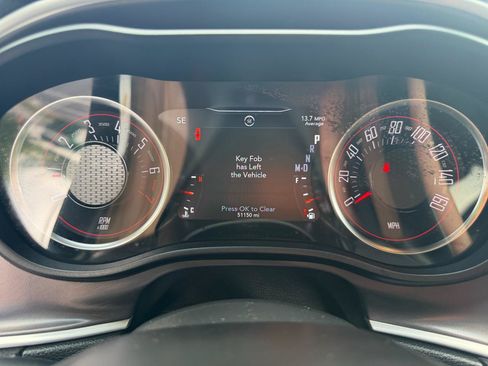 Used 2021 Dodge Challenger SXT RWD image 22