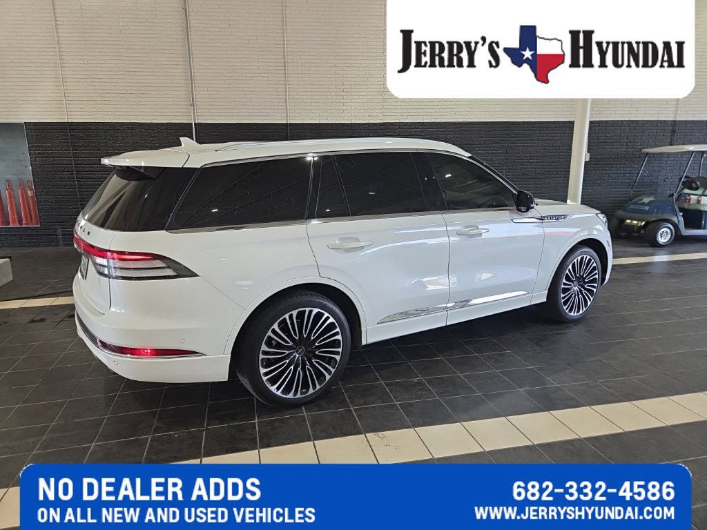 Used 2023 Lincoln Aviator Black Label w/ Dynamic Handling Package AWD/4WD image 5
