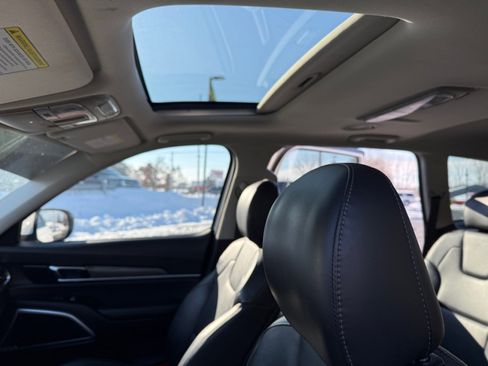 Used 2021 Kia Telluride EX image 43
