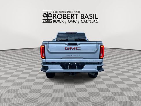 Used 2023 GMC Sierra 2500 Denali AWD/4WD image 7