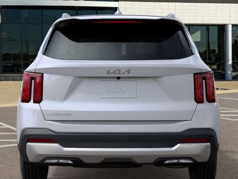 New 2025 Kia Sorento S w/ Panoramic Sunroof Package image 13