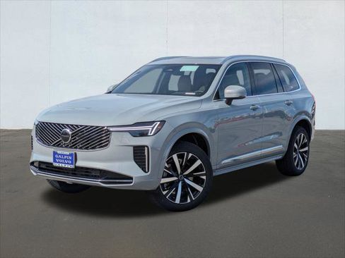 New 2026 Volvo XC90 B5 Core image 1