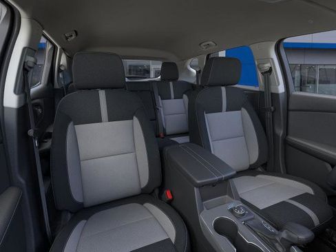 New 2026 Chevrolet Blazer LT image 40
