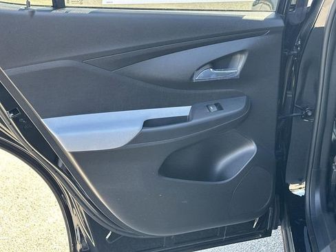 New 2025 Buick Envista Preferred image 21