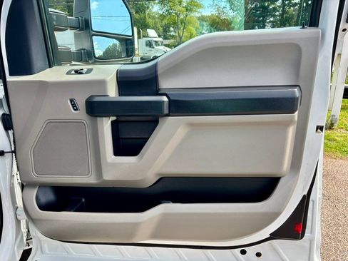 Used 2022 Ford F350 XL w/ STX Appearance Package AWD/4WD image 10