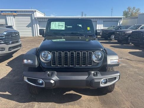 New 2026 Jeep Gladiator Sport image 6
