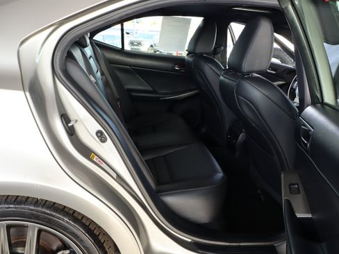 Used 2016 Lexus IS 300 AWD image 31