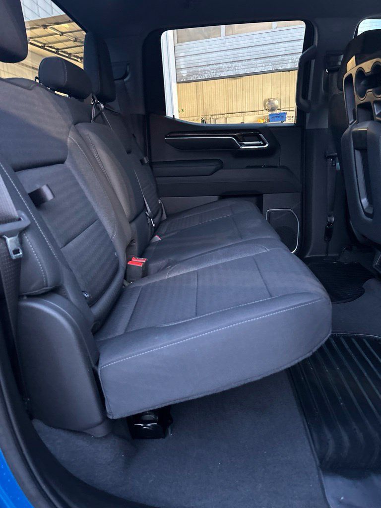 Used 2023 GMC Sierra 1500 Elevation RWD image 28