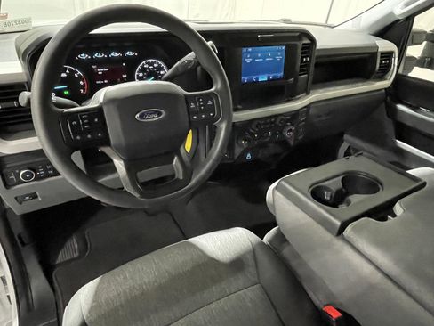 Used 2025 Ford F250 XL w/ STX Appearance Package image 10