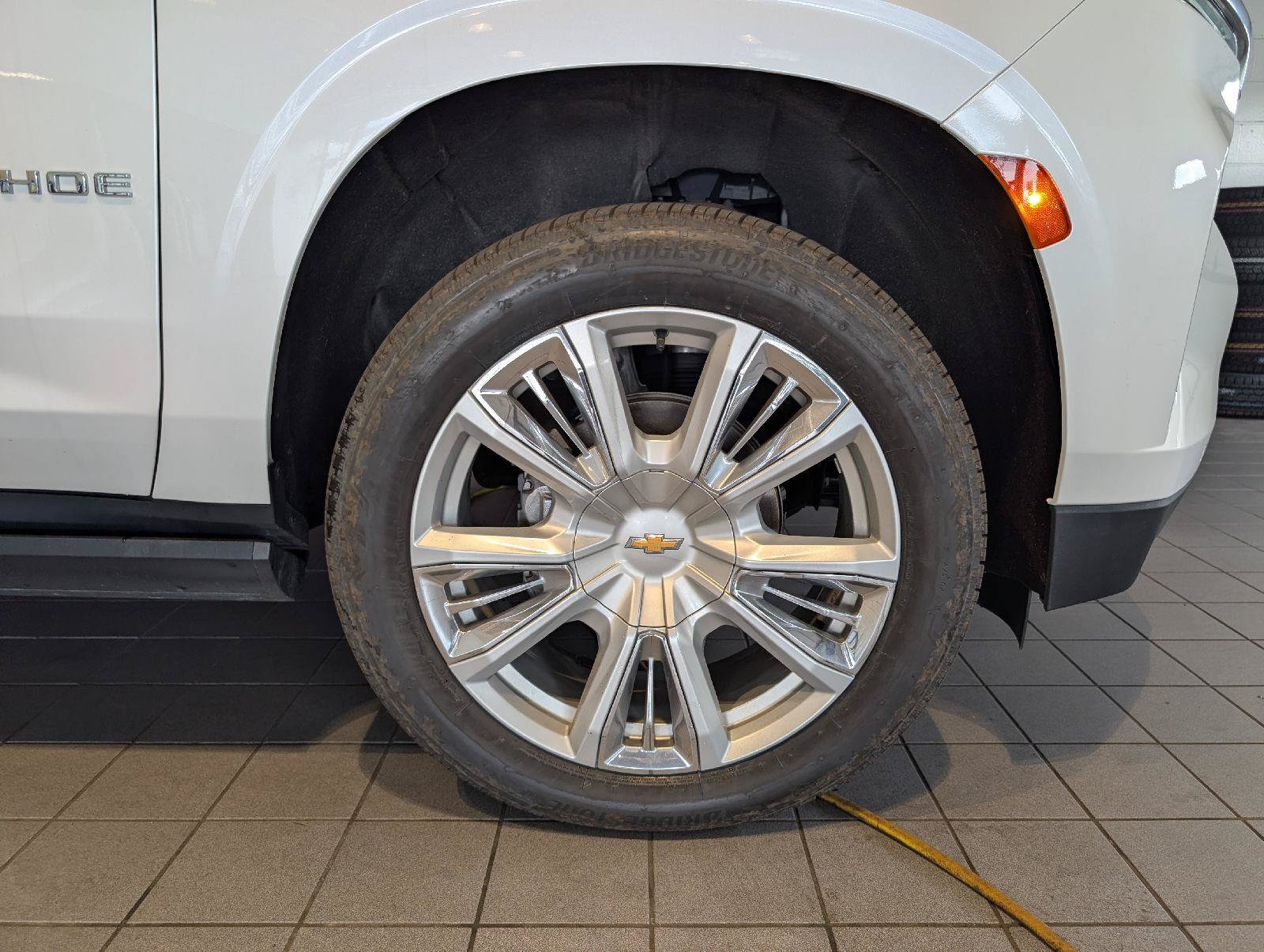 Used 2022 Chevrolet Tahoe High Country AWD/4WD image 14