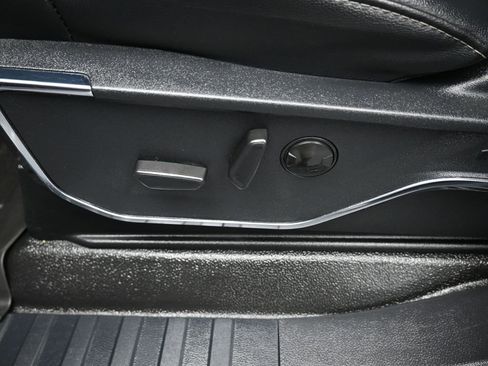 Used 2024 Ford F450 Lariat w/ Lariat Ultimate Package image 8