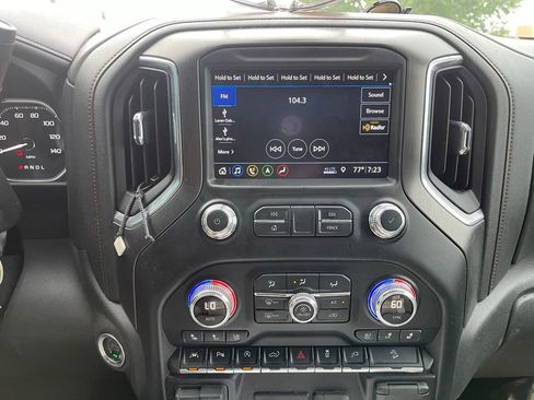 Used 2019 GMC Sierra 1500 AT4 w/ AT4 Premium Package AWD/4WD image 7