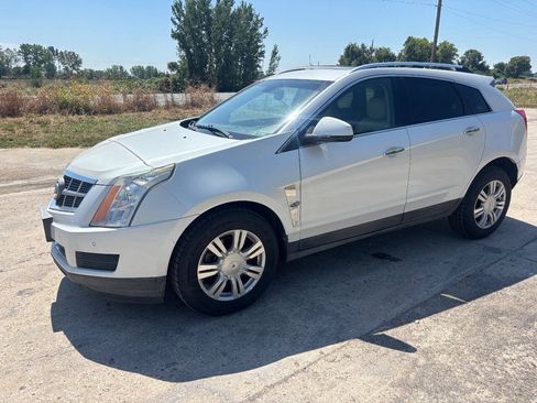 Used 2010 Cadillac SRX Luxury FWD image 1