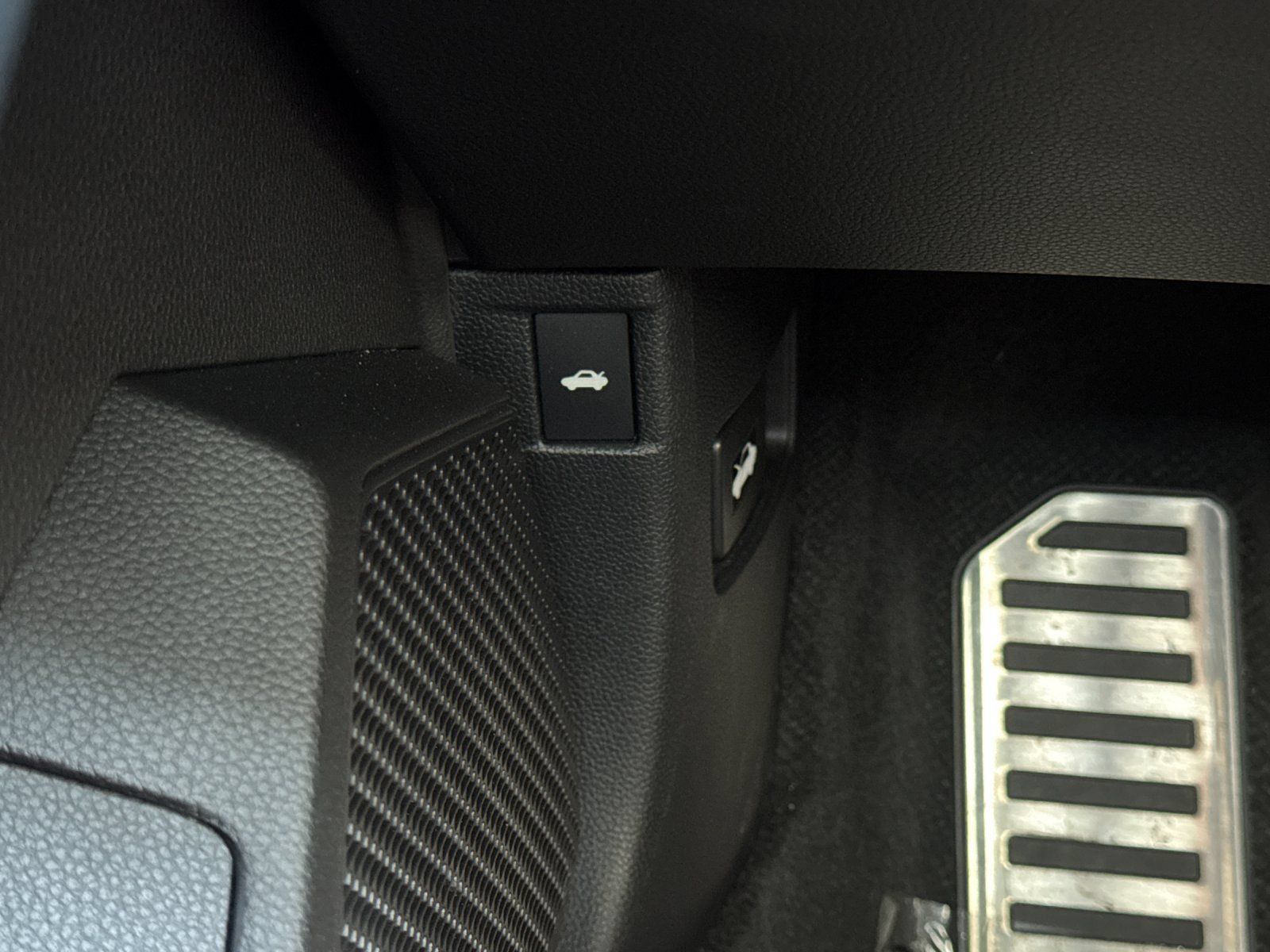 Used 2025 Honda Accord Sport image 33