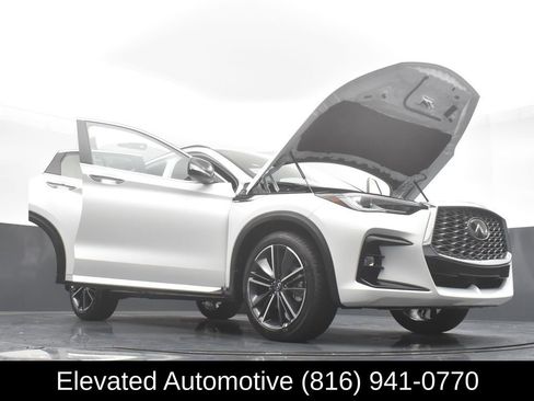 Used 2025 INFINITI QX55 Luxe w/ Cargo Package image 35