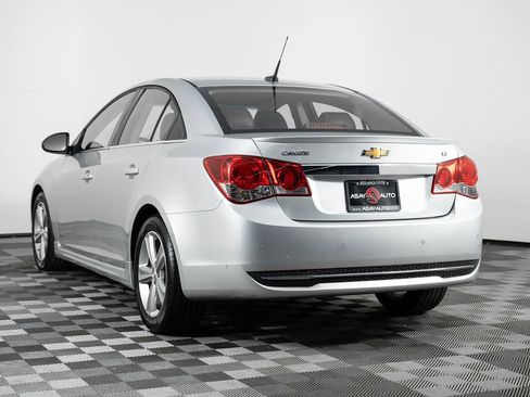 Used 2012 Chevrolet Cruze LT w/ RS Package image 5