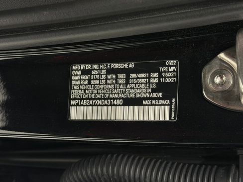 Certified 2022 Porsche Cayenne S image 59