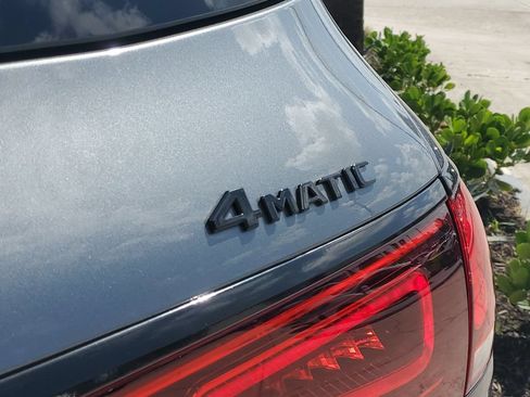 Used 2021 Mercedes-Benz GLS 450 4MATIC image 14