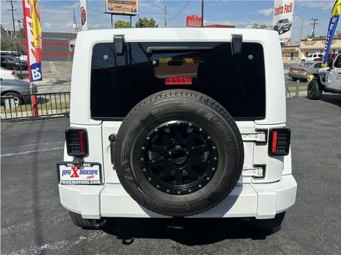 Used 2016 Jeep Wrangler Unlimited Sahara w/ Max Tow Package image 6