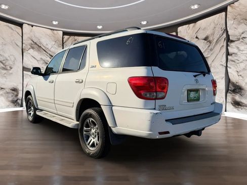 Used 2007 Toyota Sequoia SR5 RWD image 8