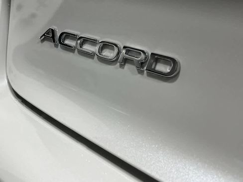 New 2025 Honda Accord SE image 9
