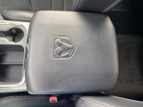 Used 2017 RAM 1500 Sport image 19