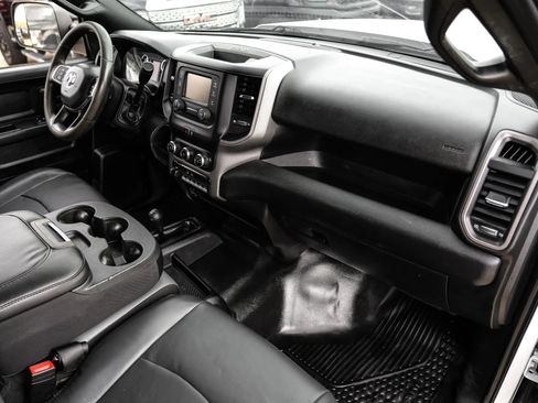 Used 2022 RAM 3500 Tradesman w/ Chrome Appearance Group AWD/4WD image 19